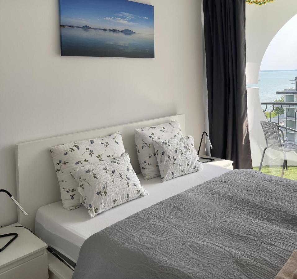Vizparti Apartman Siófok Exterior foto